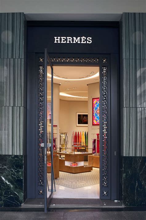 hermes stores in athens